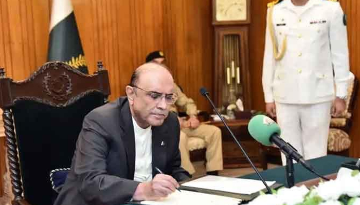 صدر مملکت آصف علی زرداری نے فنانس بل 27-2026 کی منظوری دے دی