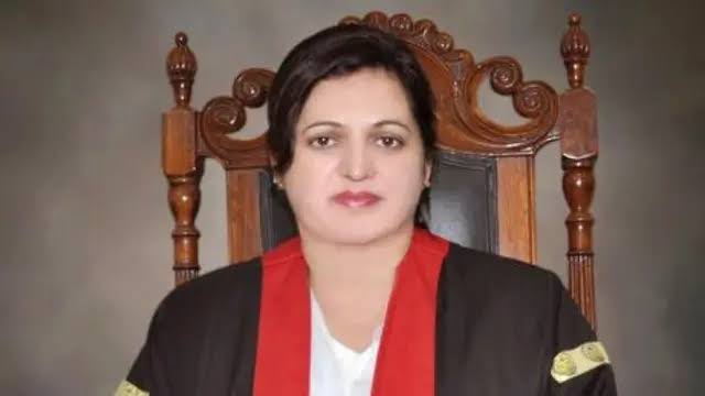 لاہور ہائیکورٹ کی چیف جسٹس عالیہ نیلم کو سپریم کورٹ کا جج بنانے کا فیصلہ، ذرائع