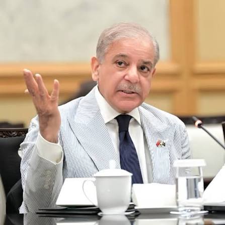 وزیراعظم شہباز شریف کی سعودی عرب پر حملوں کی شدید مذمت، یکجہتی کا اظہار