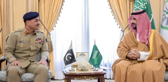 فیلڈ مارشل عاصم منیر کی سعودی وزیرِ دفاع سے اہم ملاقات