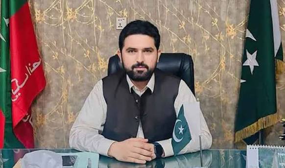 خیبر پختونخوا حکومت کو گھر بھیجنے کا فیصلہ، قومی سلامتی کا معاملہ لانگ مارچ سے آگے نکل گیا: ذرائع